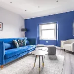 公寓 Modern Cotham House #2 By Prescott *