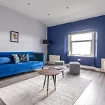 Modern Cotham House #2 By Prescott *