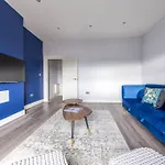 Modern Cotham House #2 By Prescott 公寓 *