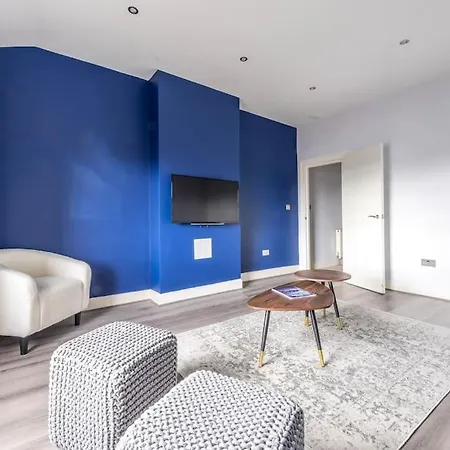 Modern Cotham House #2 By Prescott Apartamento *