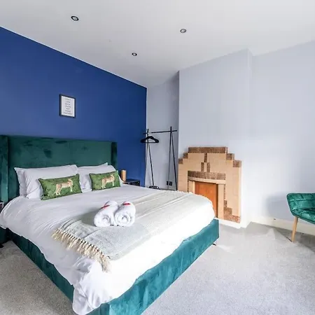 Modern Cotham House #2 By Prescott Apartment Bristol