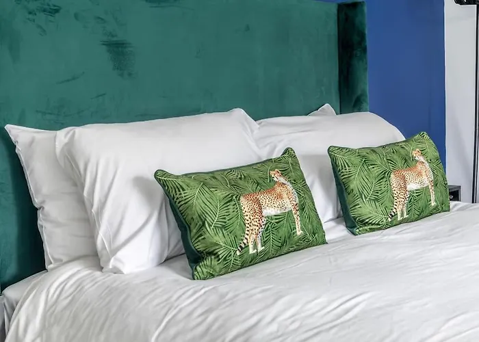 Modern Cotham House #2 By Prescott *