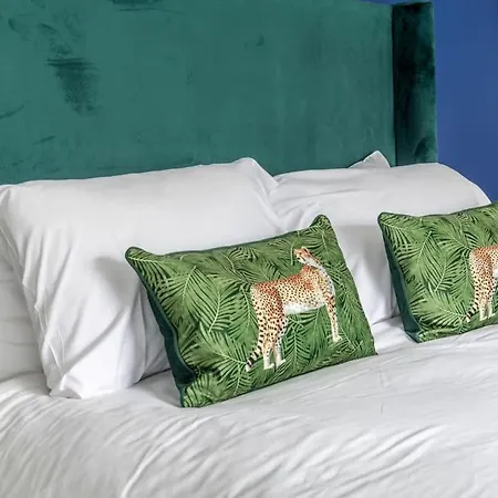 Modern Cotham House #2 By Prescott *