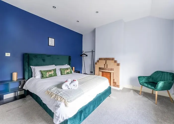 Modern Cotham House #2 By Prescott Apartman Bristol